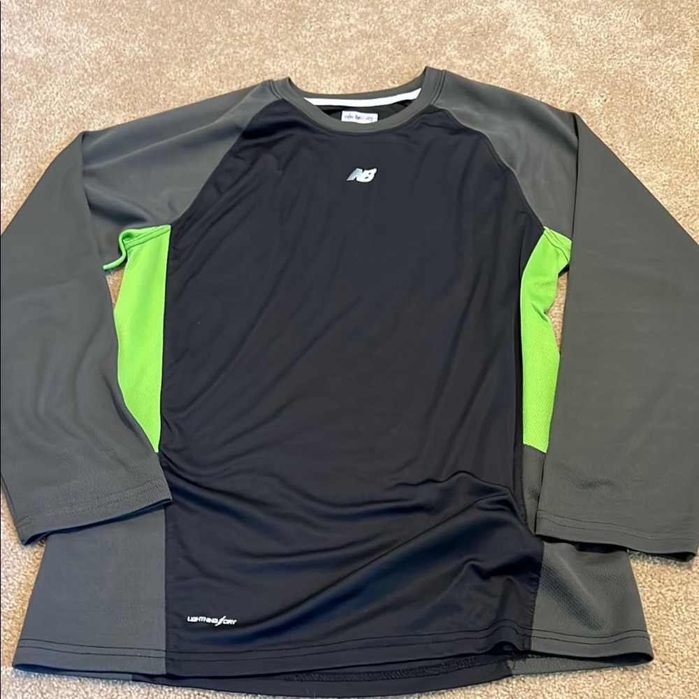New Balance Black and Green Long Sleeve Shirt